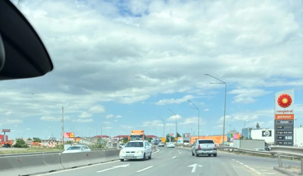 Două episoade pe contrasens pe Centura Oradea, în mai puțin de 24 de ore. Tragedia a fost evitată la limită