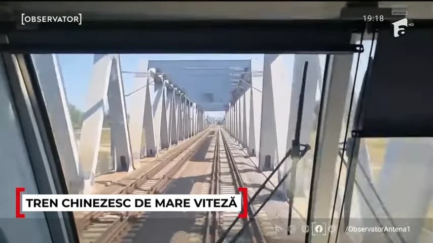 Minunea de pe calea ferată din România: un tren chinezesc a atins 176 km/h, pe un tronson modernizat